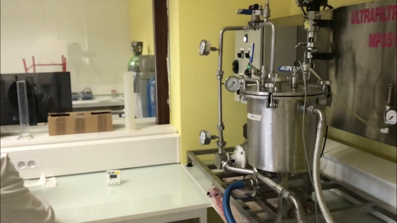 Des pilotes en biochimie et en microbiologie